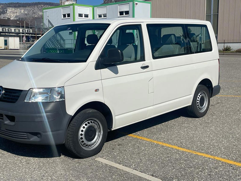 VW T5 Personenbus 9 Plätzer Personenbus