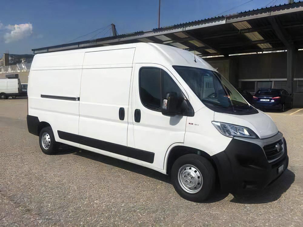 Fiat Kleinbus mieten Nr. 4